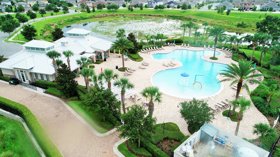 Scenic view of Winter Garden, FL with condos nestled among picturesque surroundings