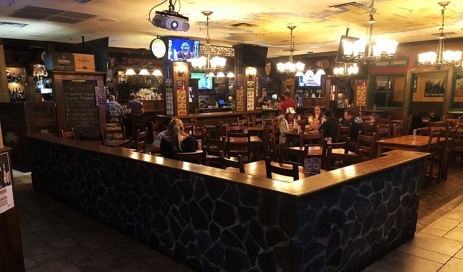 A picture of Hagan O'Reilly's Irish Pub with late-night bites and drinks