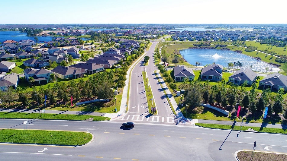 Aerial view of a family friendly neighborhood in Horizon West, FL