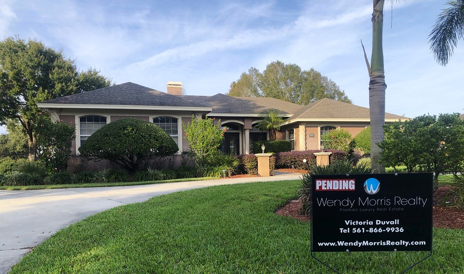 Sold sign outside a property in Winter Garden FL