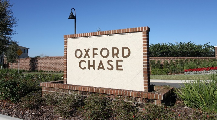 Oxford Chase Community Entrance Sign